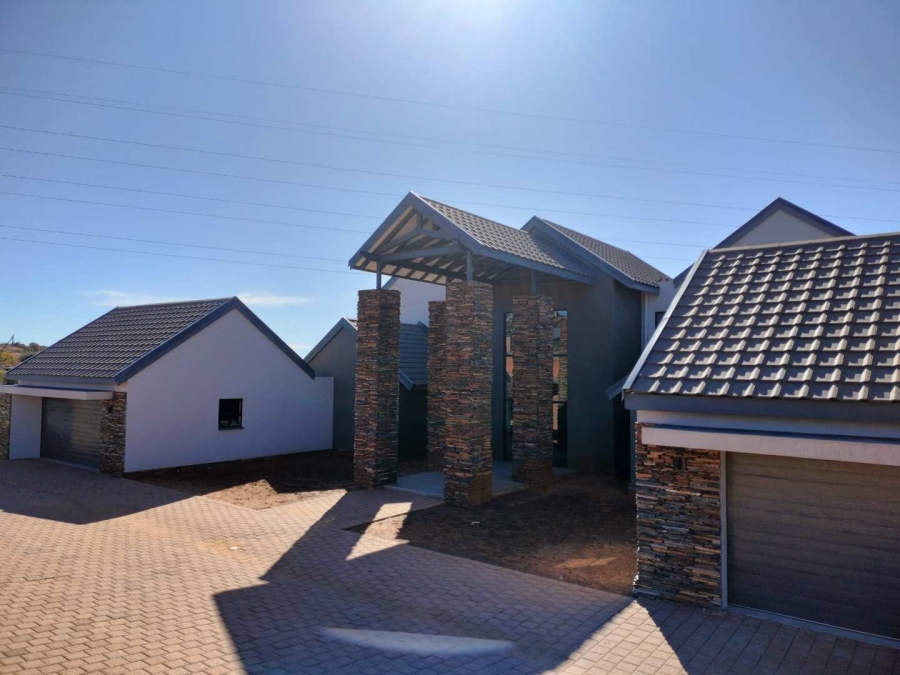 5 Bedroom Property for Sale in Lilyvale Free State